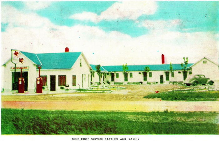 Blue Roof Motel - Vintage Postcard